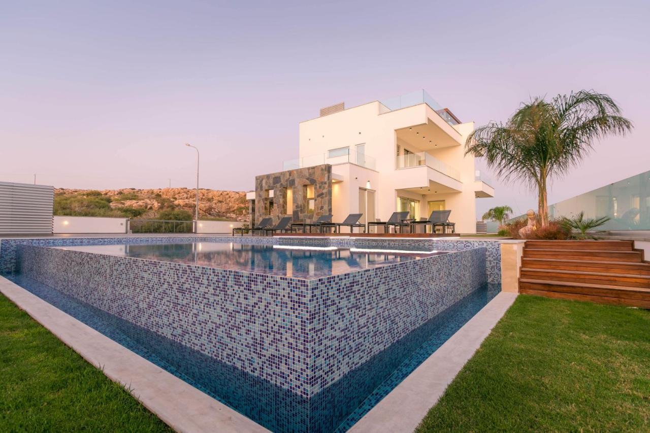 Sea Pearl Beachfront Villas - Breeze Ayia Napa Exteriér fotografie