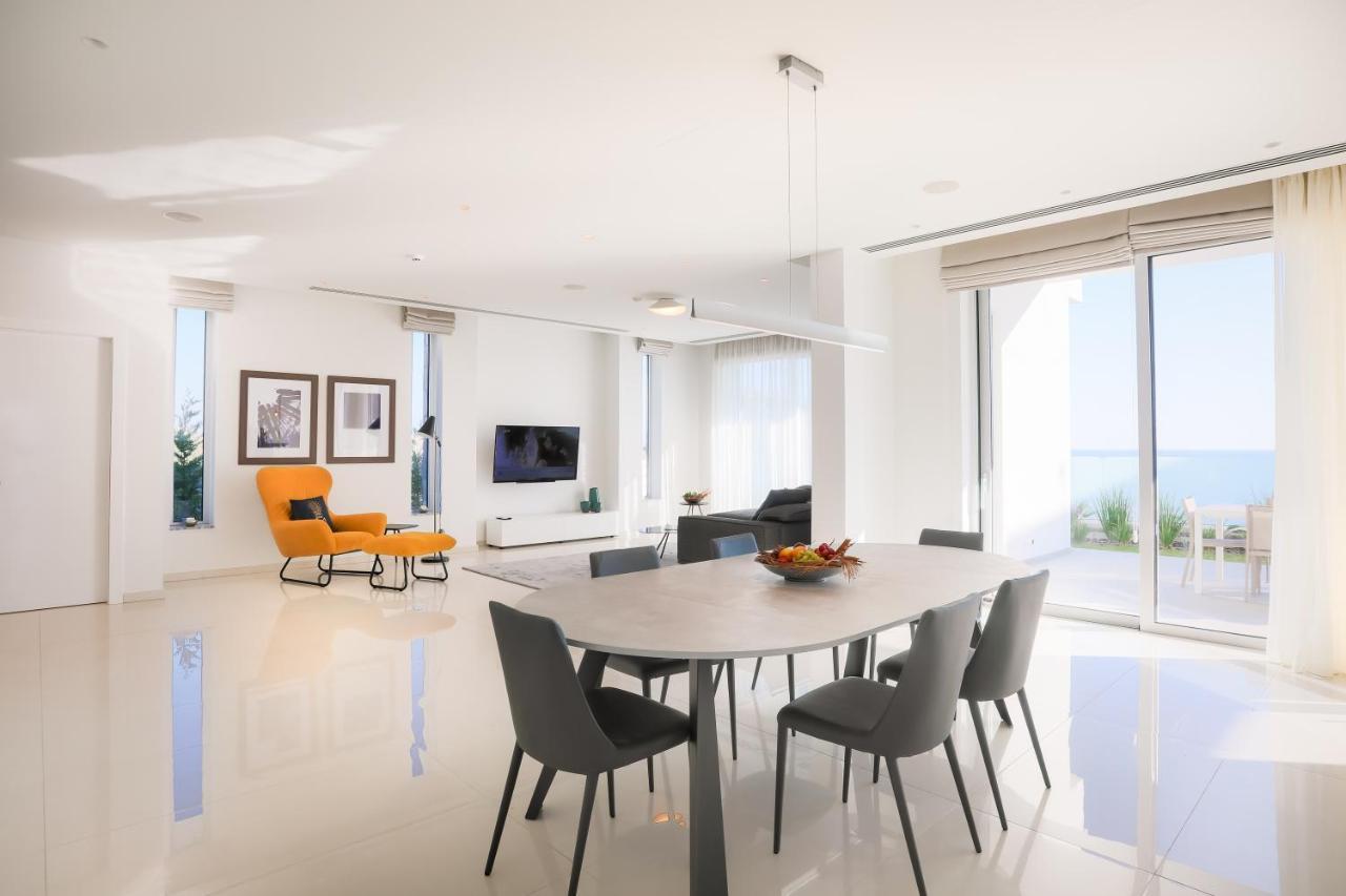 Sea Pearl Beachfront Villas - Breeze Ayia Napa Exteriér fotografie