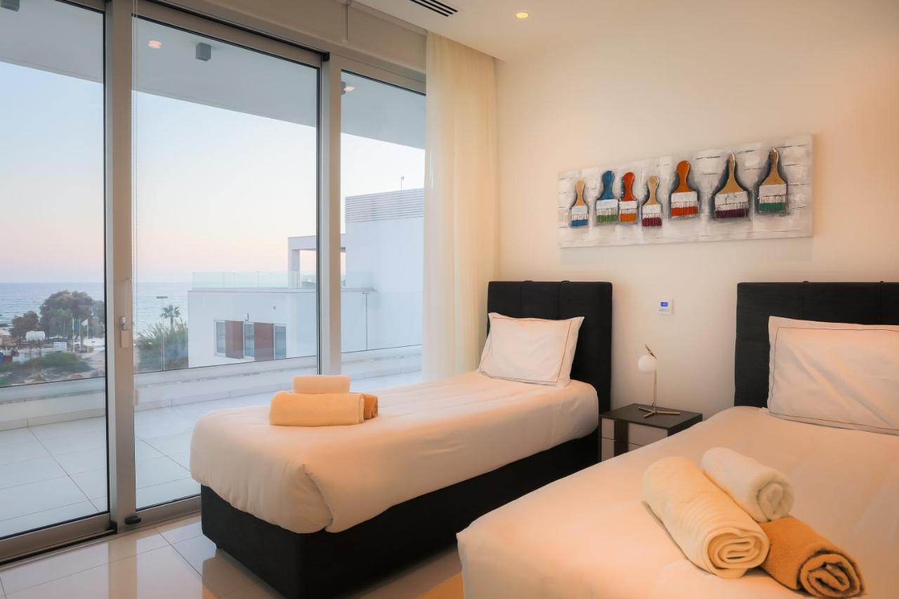 Sea Pearl Beachfront Villas - Breeze Ayia Napa Exteriér fotografie