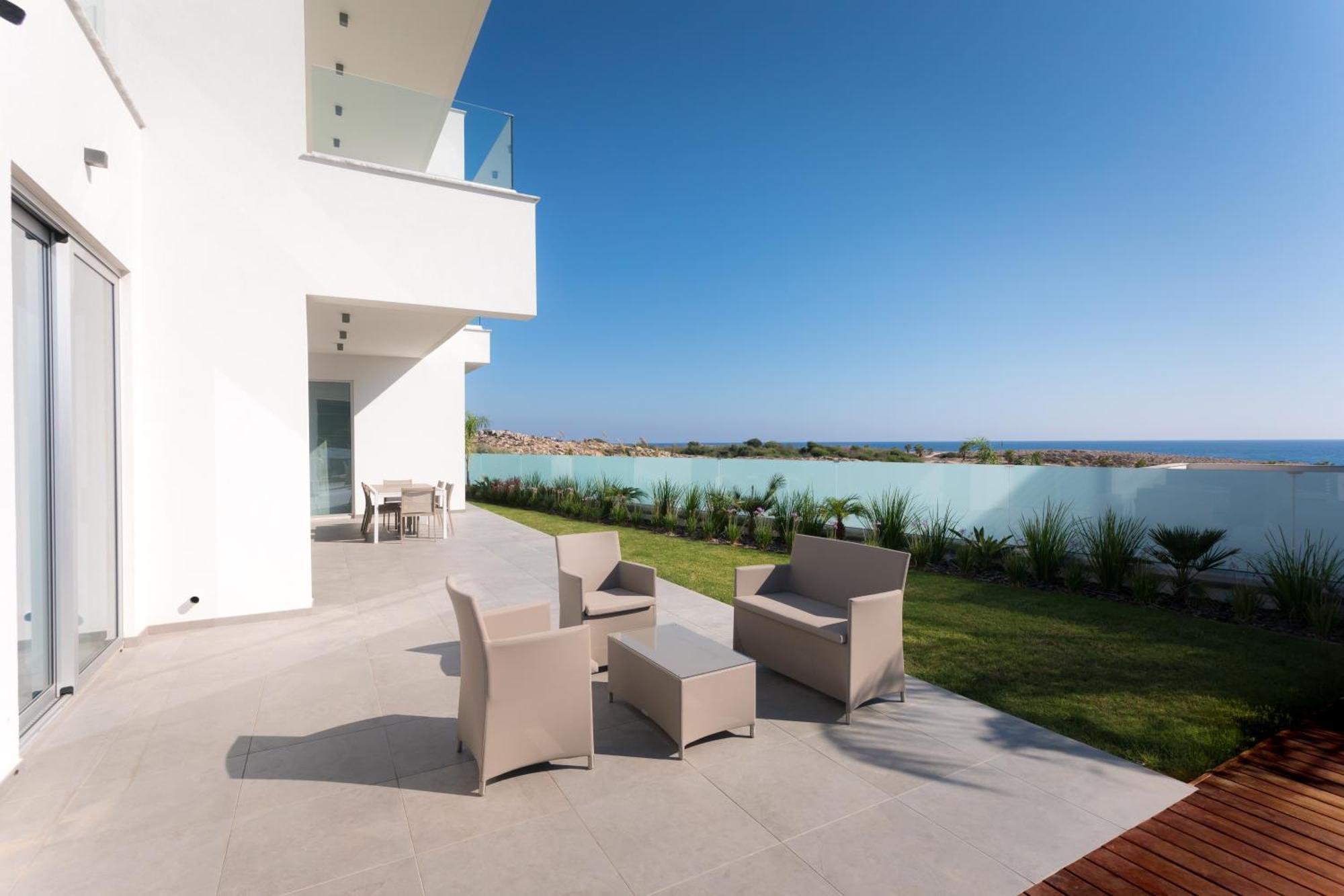 Sea Pearl Beachfront Villas - Breeze Ayia Napa Exteriér fotografie